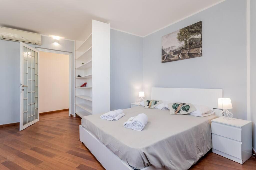 Domus Pamphili Free Netflix & Ac Apartamento